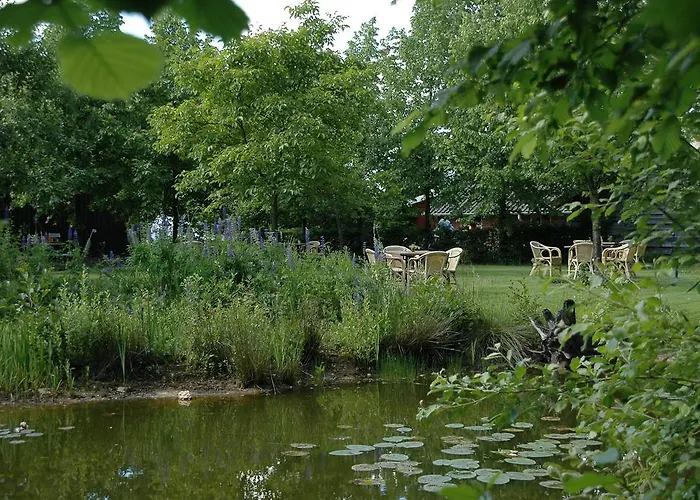 绿色佩雷斯特普拉茨住宿加早餐旅馆